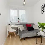 דירה Spacious Suwalska Targowek By Renters ורשה