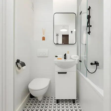 Apartman Spacious Suwalska Targowek By Renters Varsó