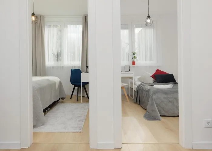 Spacious Suwalska Targowek By Renters Appartement