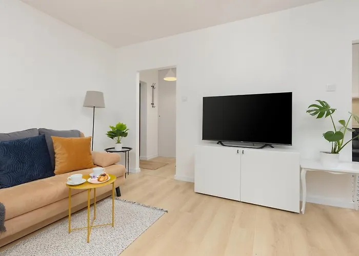 Spacious Suwalska Targowek By Renters