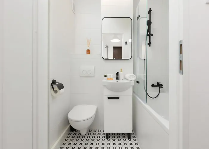 Διαμέρισμα Spacious Suwalska Targowek By Renters Βαρσοβία