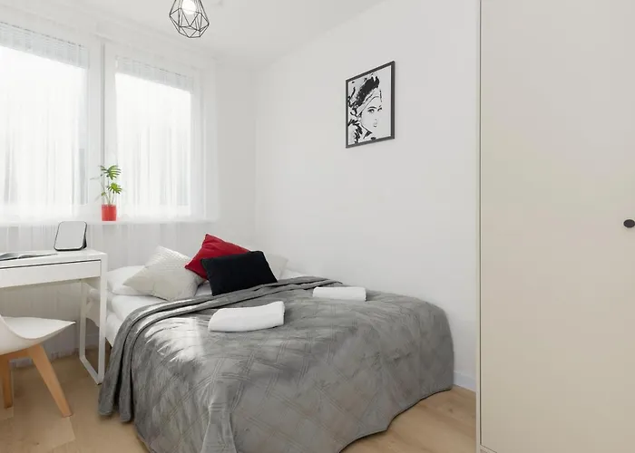 Spacious Suwalska Targowek By Renters